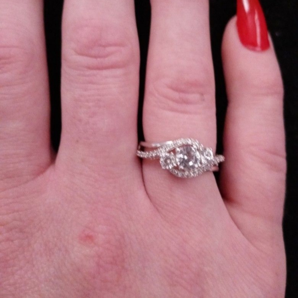 Women's white sapphire and sterling silver ring